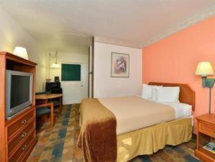 Budget Inn Of Okeechobee Quarto foto
